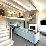 La Mandragora, Belle Pour 6 Personnes Avec Piscine à Débordement Et Vue à * La Londe-les-Maures