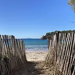 Villa La Mandragora, Belle Pour 6 Personnes Avec Piscine à Débordement Et Vue à La Londe-les-Maures